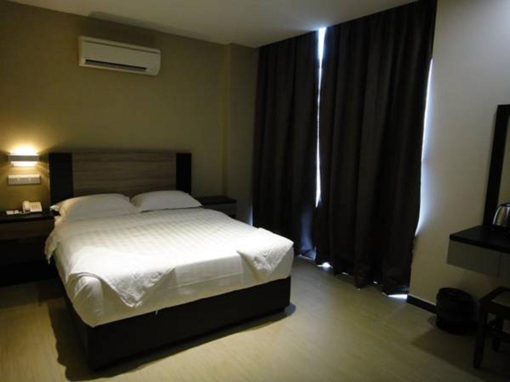 Galaxy Hotel Simpang Ampat  Room photo