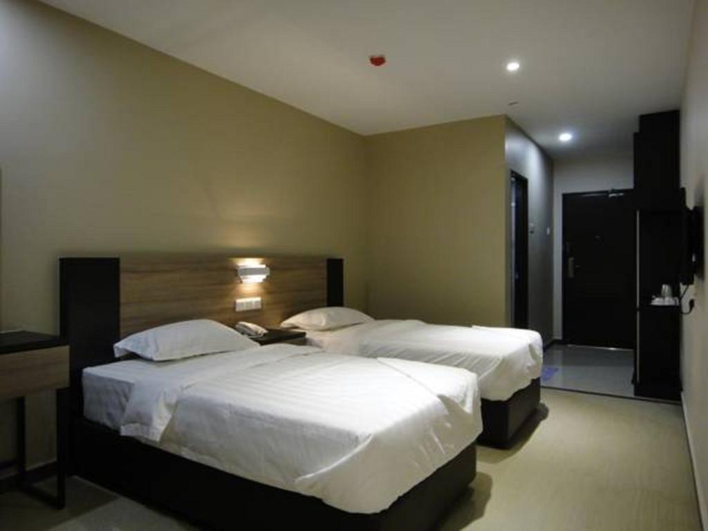 Galaxy Hotel Simpang Ampat  Room photo