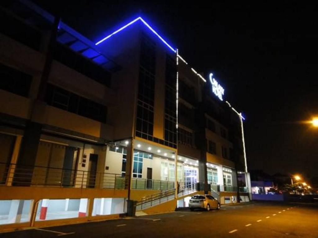 Galaxy Hotel Simpang Ampat  Exterior photo