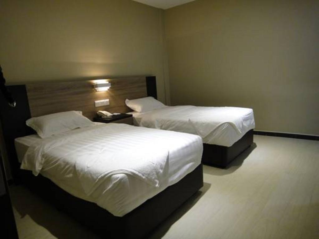 Galaxy Hotel Simpang Ampat  Room photo