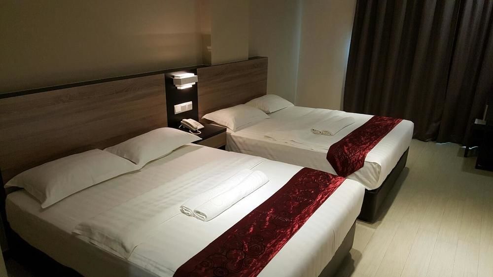 Galaxy Hotel Simpang Ampat  Exterior photo